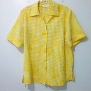 Alia yellow gingham short sleeve button down top